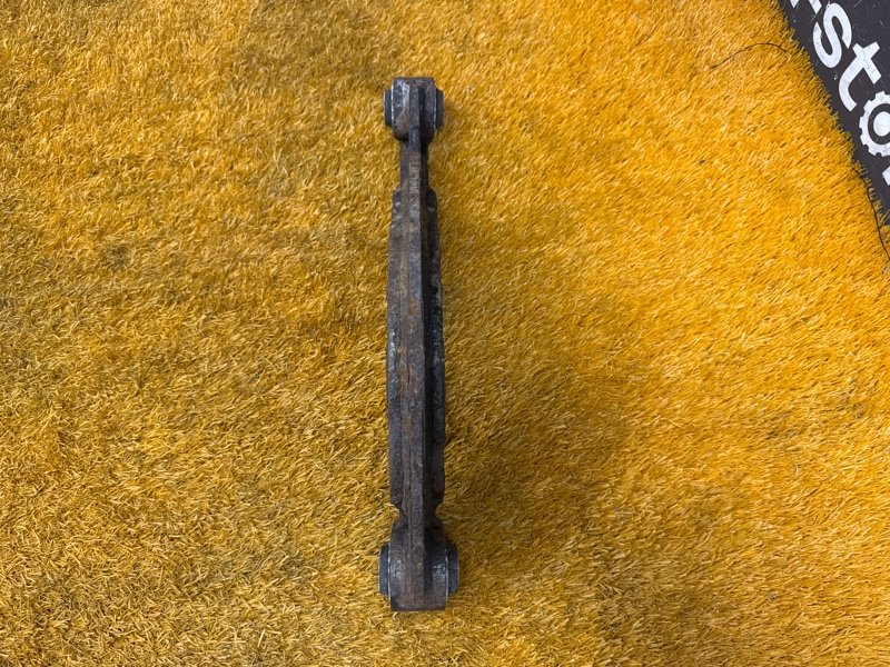 Рычаг подвески верхний, 1000 рублей, Красноярск