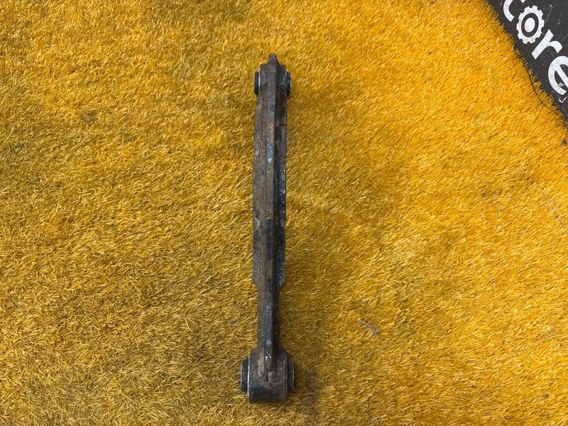 Рычаг подвески верхний, 1000 рублей, Красноярск