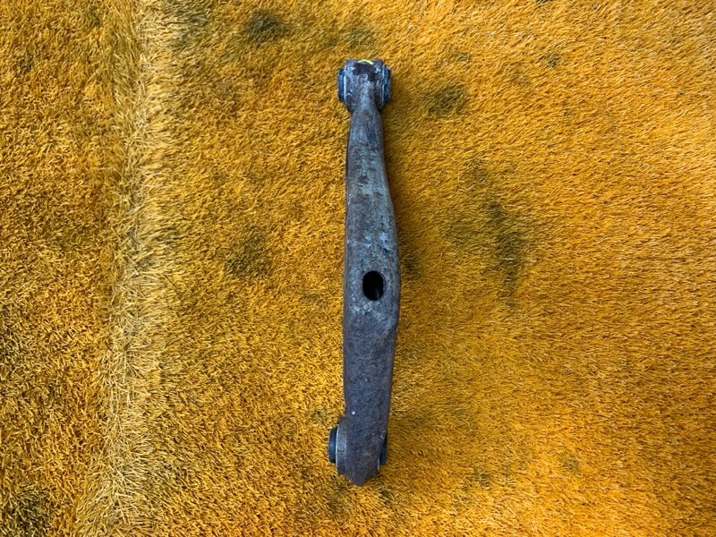 Рычаг подвески верхний, 500 рублей, Красноярск