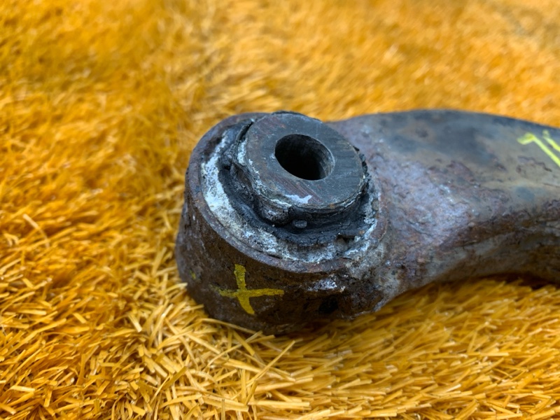 Рычаг подвески верхний, 500 рублей, Красноярск