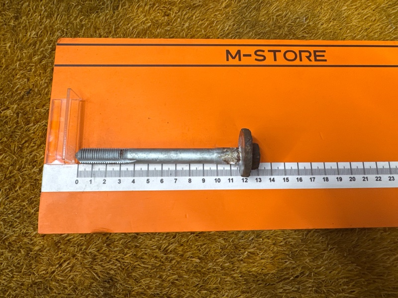 Болт развальный, 600 рублей, Красноярск