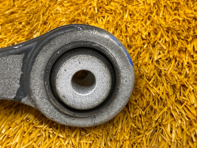 Рычаг подвески верхний, 300 рублей, Красноярск