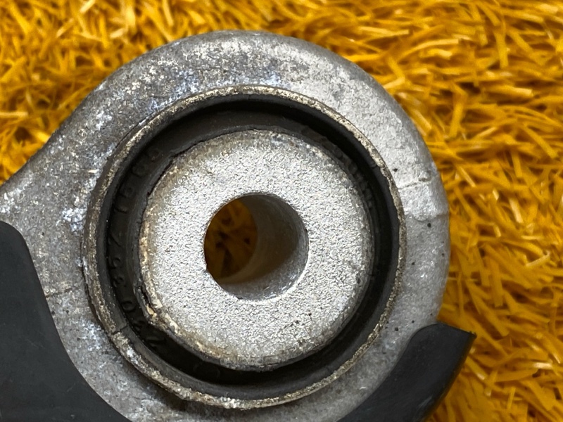 Рычаг подвески нижний, 500 рублей, Красноярск