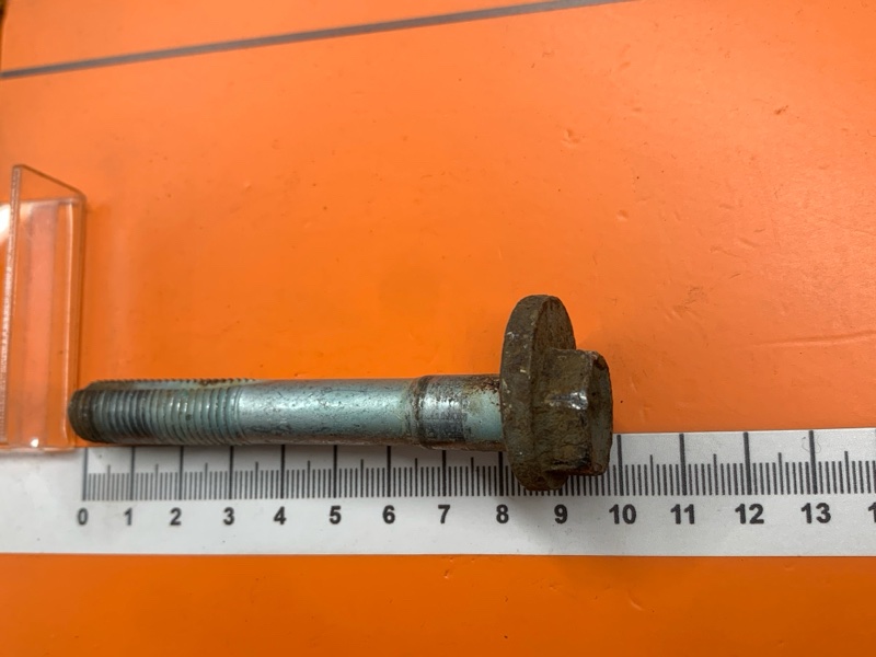 Болт развальный, 800 рублей, Красноярск