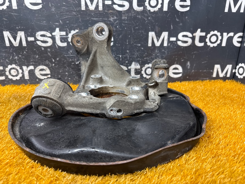 кулак поворотный, 1000 рублей, Красноярск