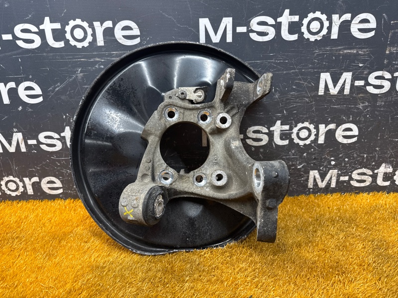 кулак поворотный, 1000 рублей, Красноярск