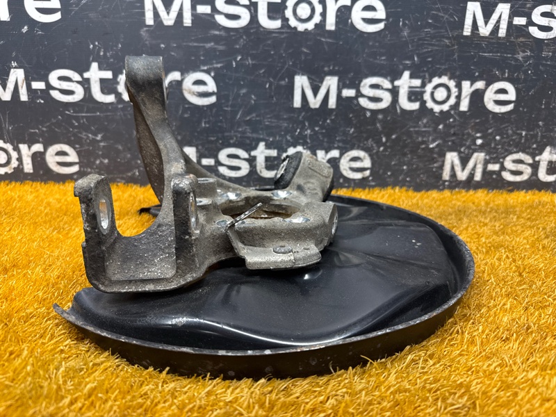 кулак поворотный, 1000 рублей, Красноярск