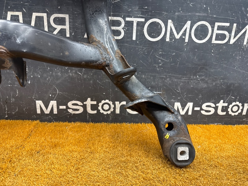 Балка поперечная (подрамник), 3000 рублей, Красноярск