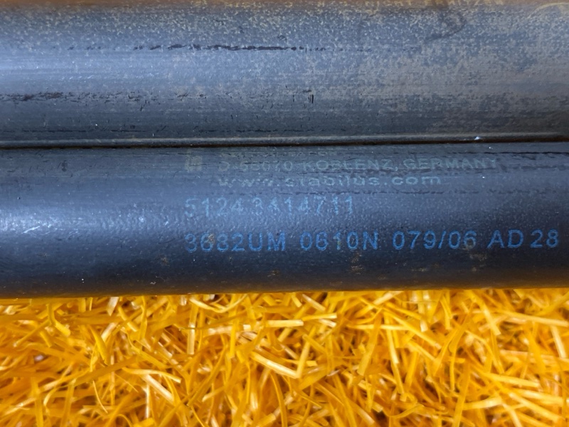 амортизатор багажника, 2000 рублей, Красноярск