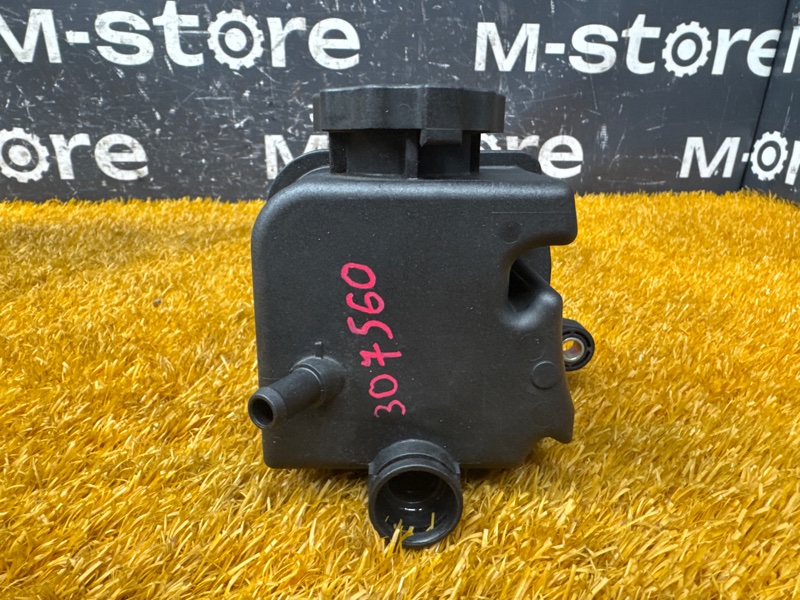 бачок гидроусилителя, 1000 рублей, Красноярск