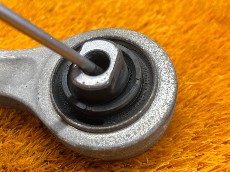 Рычаг подвески нижний, 2500 рублей, Красноярск