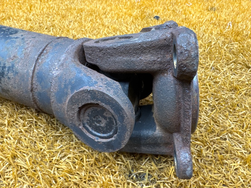 карданный вал, 13000 рублей, Красноярск