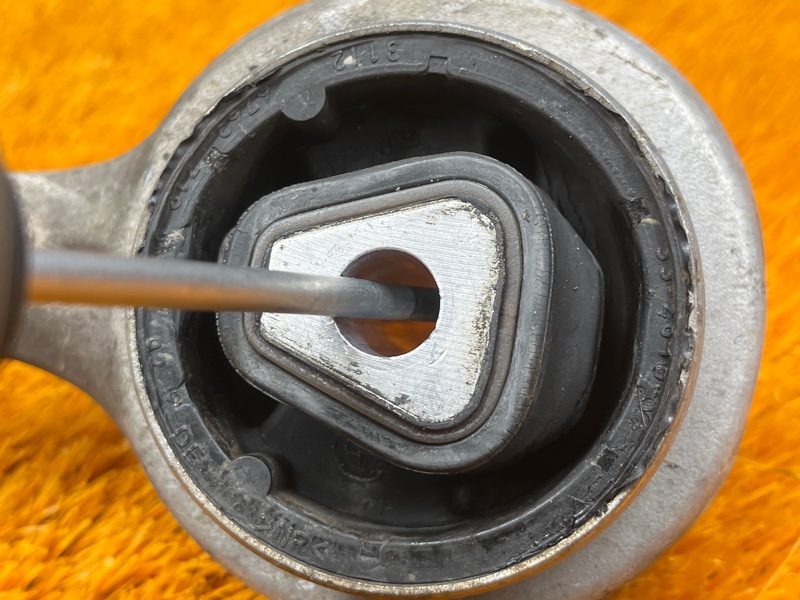 Рычаг подвески нижний, 1500 рублей, Красноярск