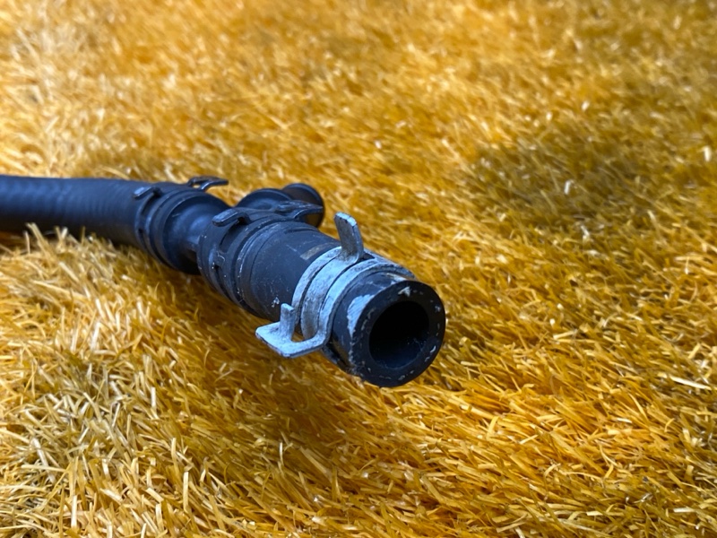 Патрубок системы охлаждения, 1500 рублей, Красноярск