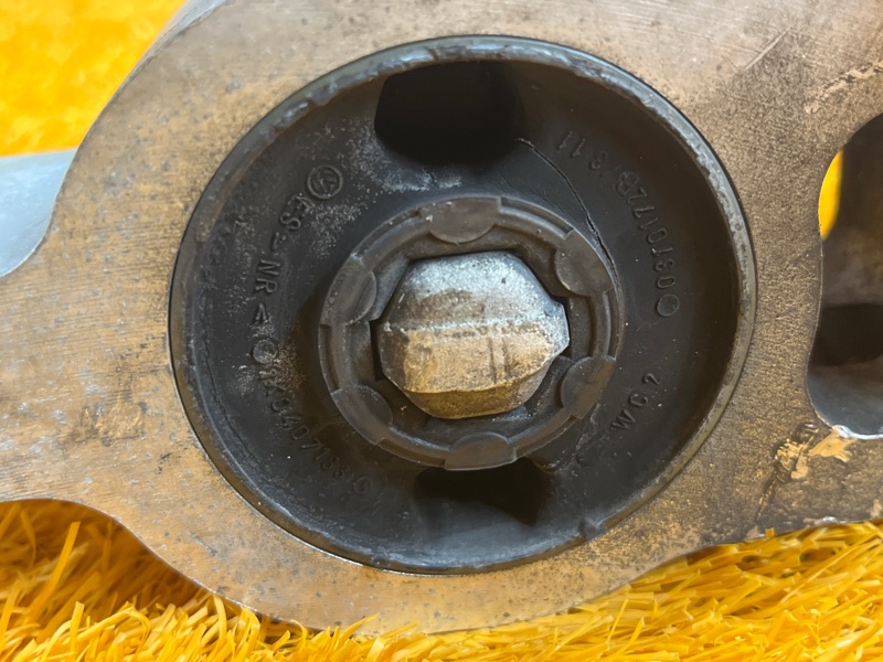 Рычаг подвески нижний, 2500 рублей, Красноярск