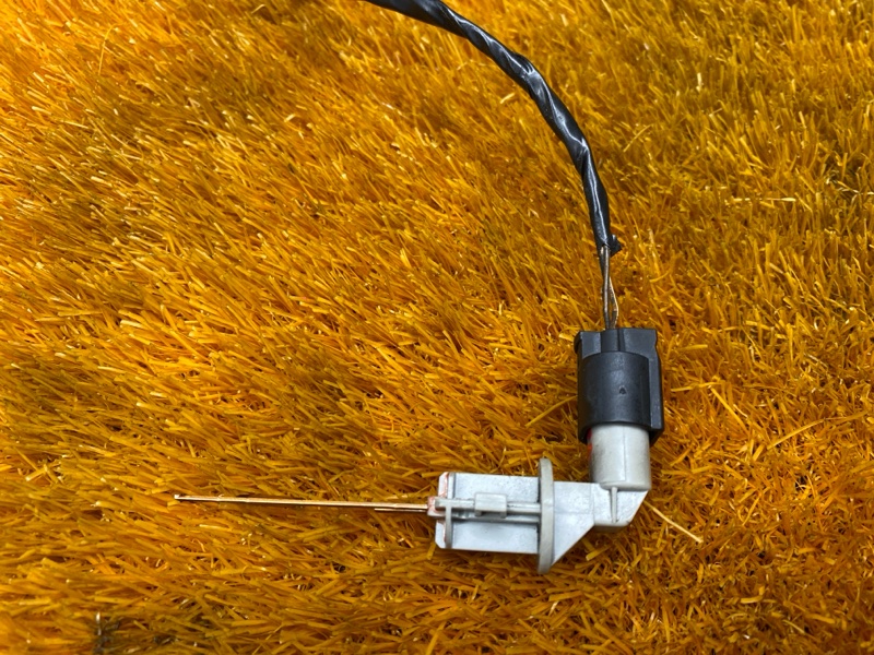 Датчик уровня бочка омывателя, 1000 рублей, Красноярск