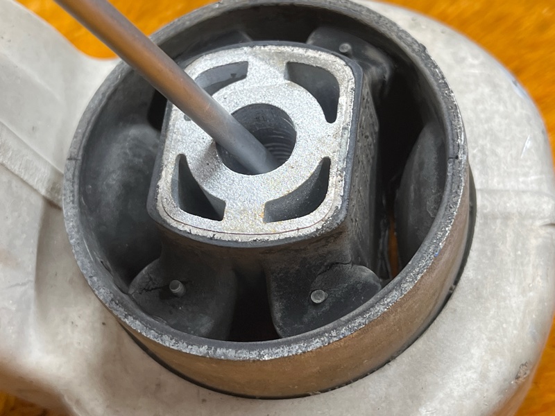 Рычаг подвески нижний, 1500 рублей, Красноярск