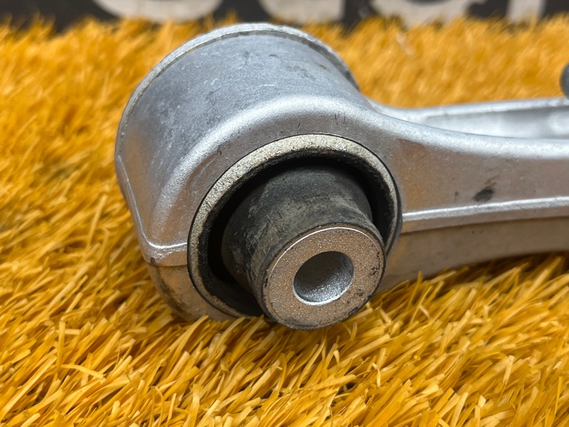 Рычаг подвески верхний, 1500 рублей, Красноярск