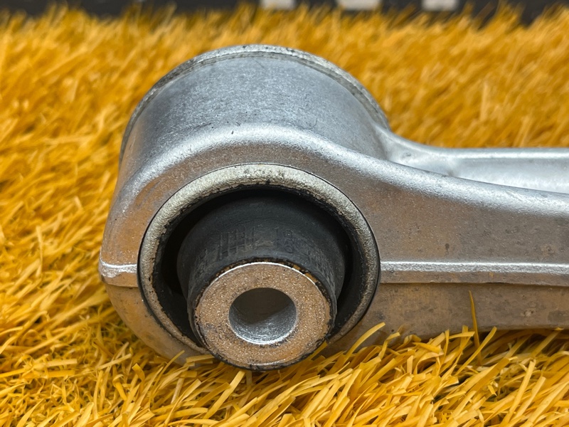 Рычаг подвески верхний, 1500 рублей, Красноярск