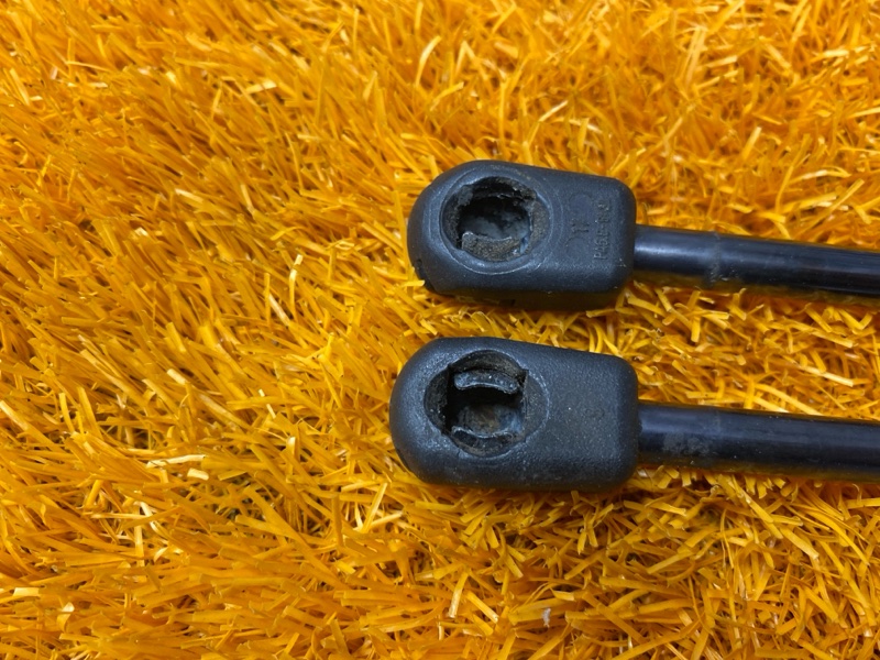 амортизатор багажника, 900 рублей, Красноярск