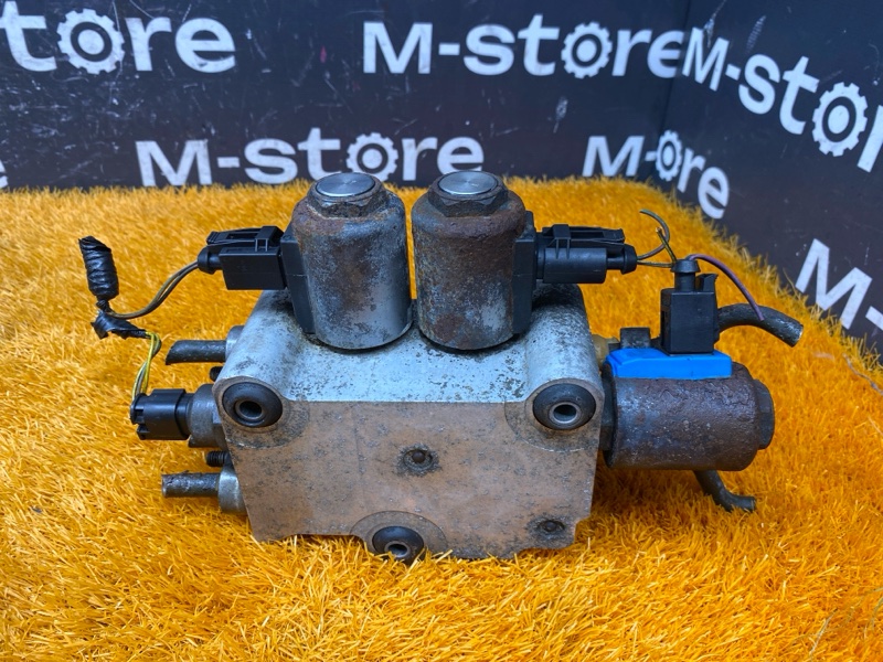 Блок клапанов пневмоподвески, 18000 рублей, Красноярск