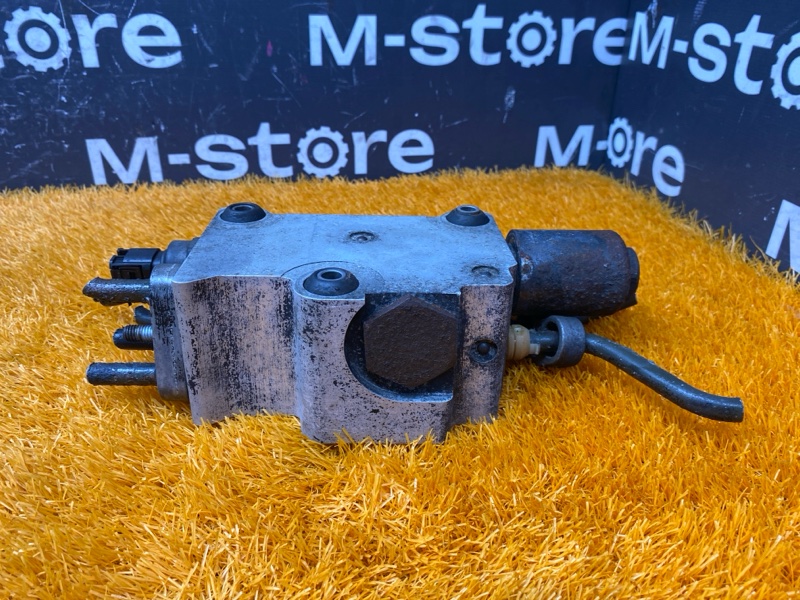 Блок клапанов пневмоподвески, 18000 рублей, Красноярск