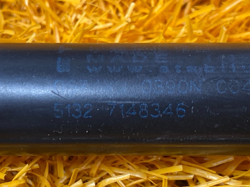 амортизатор капота, 500 рублей, Красноярск