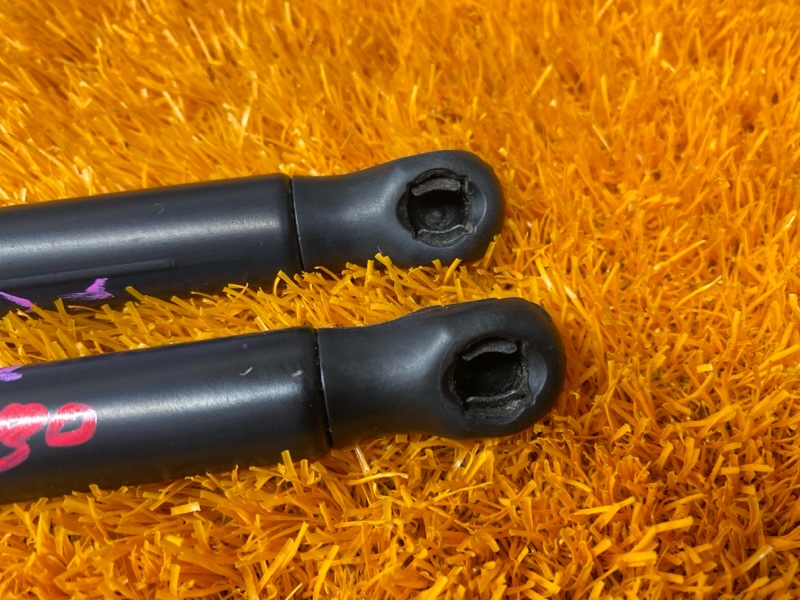 амортизатор капота, 500 рублей, Красноярск