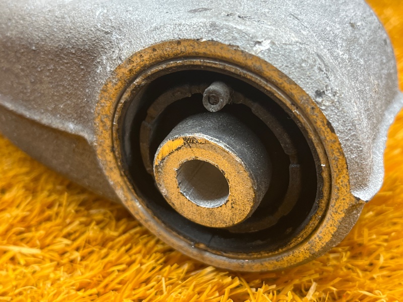 Рычаг подвески нижний, 500 рублей, Красноярск