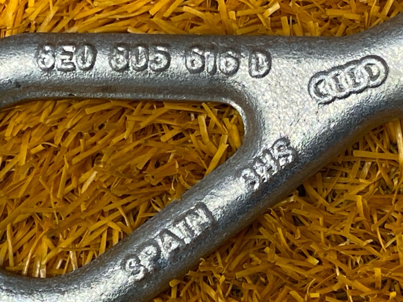 Крюк буксировочный, 1500 рублей, Красноярск