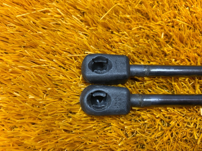 амортизатор капота, 1300 рублей, Красноярск