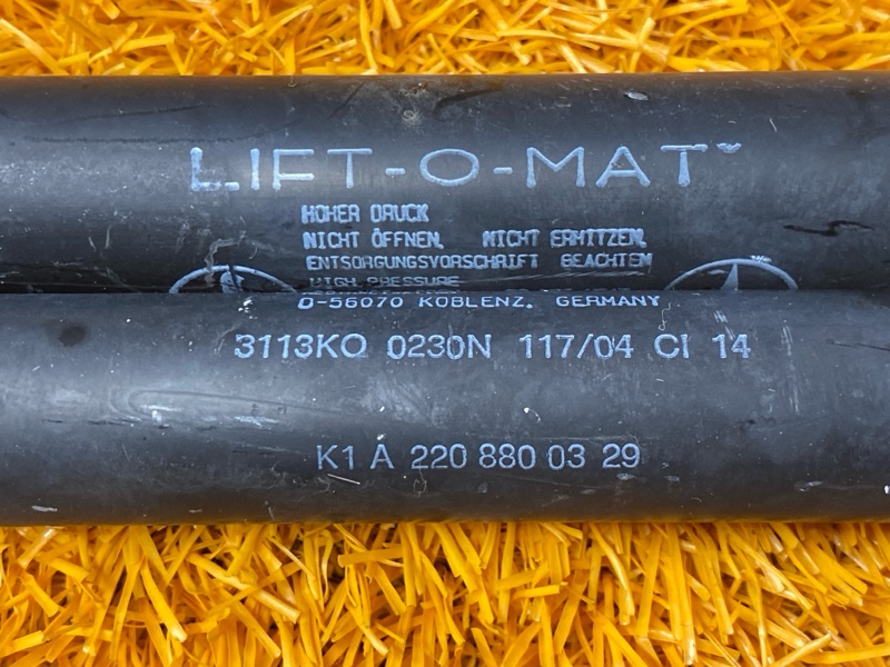 амортизатор капота, 1300 рублей, Красноярск