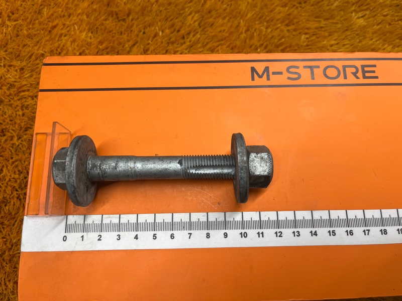 Болт развальный, 1000 рублей, Красноярск