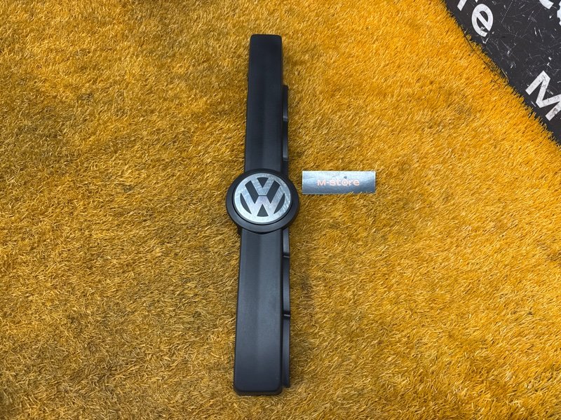 крышка двигателя, 1000 рублей, Красноярск