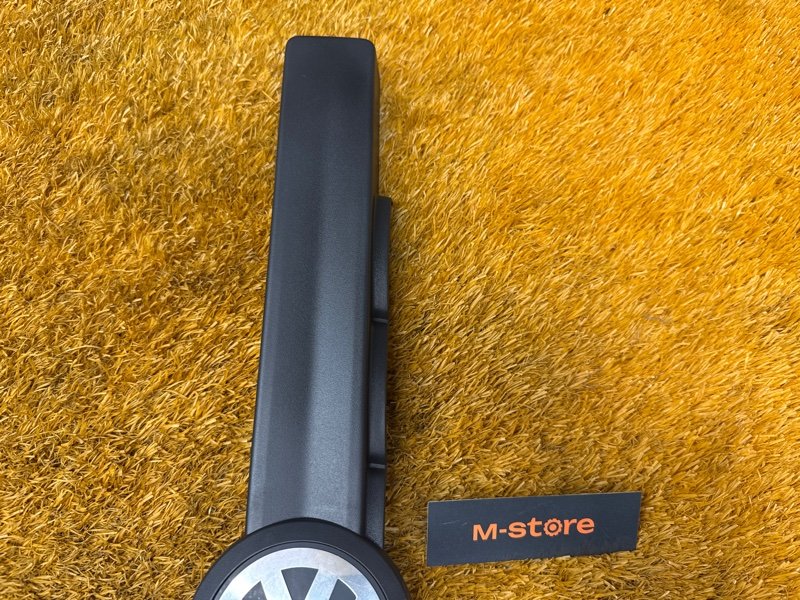 крышка двигателя, 1000 рублей, Красноярск