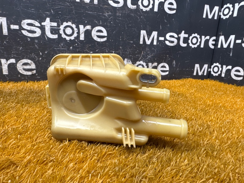 бачок гидроусилителя, 500 рублей, Красноярск