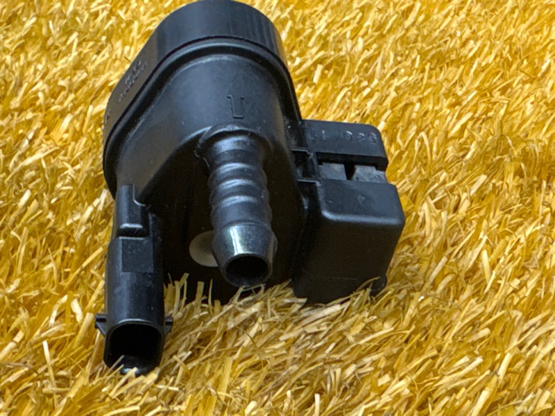 Клапан вентиляции топливного бака, 2000 рублей, Красноярск