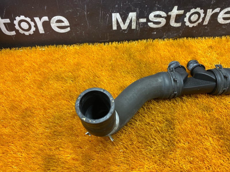 Патрубок радиатора нижний, 1500 рублей, Красноярск