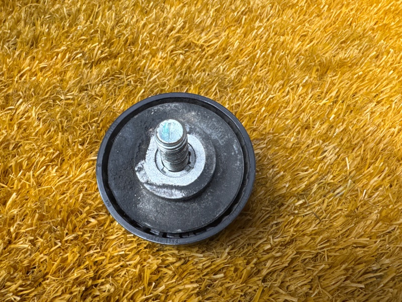 ролик обводной, 500 рублей, Красноярск