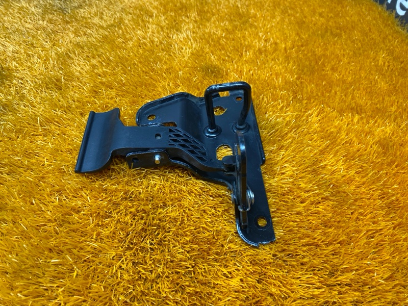 замок капота, 500 рублей, Красноярск