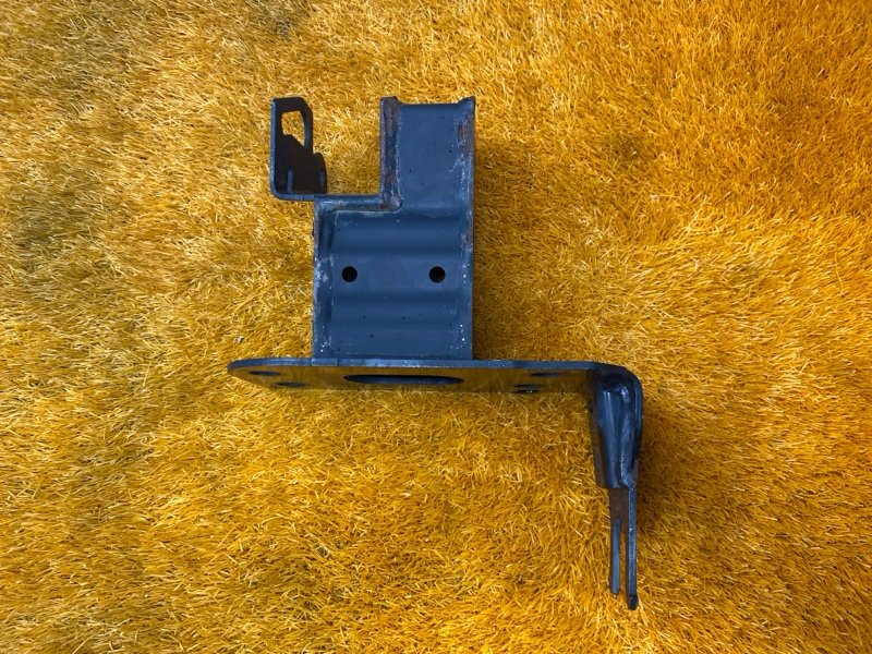 кронштейн усилителя бампера, 1200 рублей, Красноярск