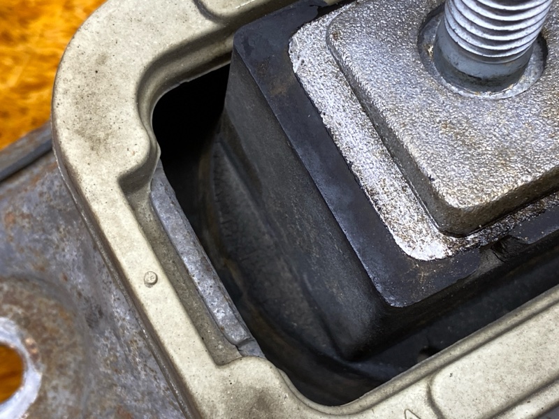 подушка двигателя, 5000 рублей, Красноярск