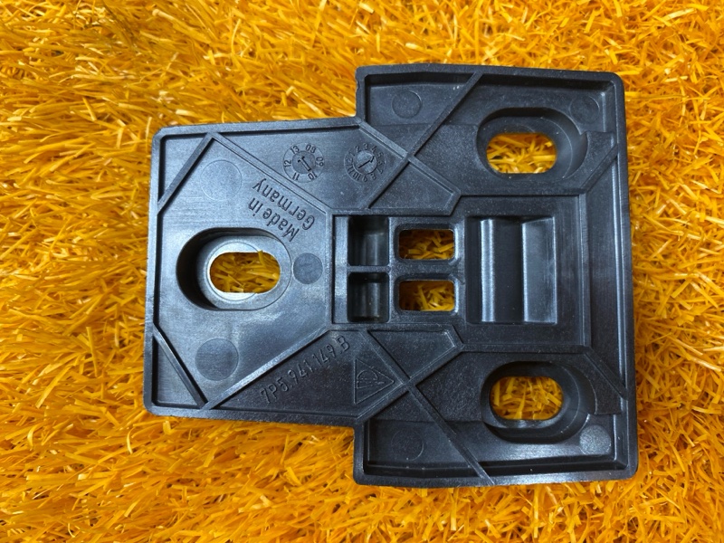 кронштейн фары, 1800 рублей, Красноярск