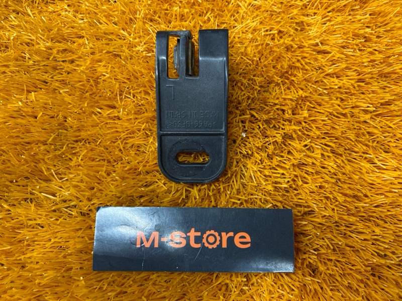 кронштейн фары, 1000 рублей, Красноярск