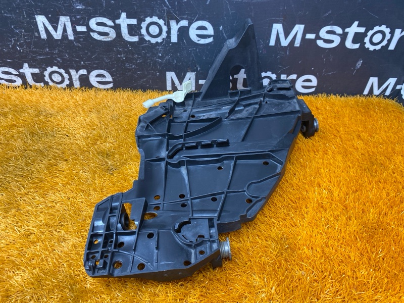 кронштейн фары, 4000 рублей, Красноярск