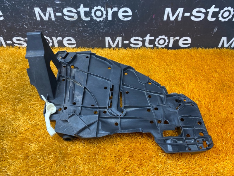 кронштейн фары, 4000 рублей, Красноярск