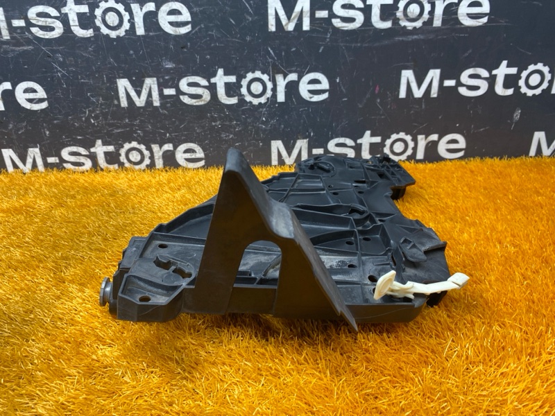 кронштейн фары, 4000 рублей, Красноярск