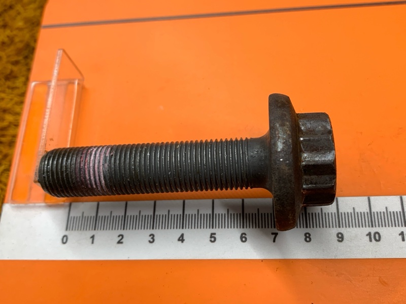 Болт привода, 300 рублей, Красноярск