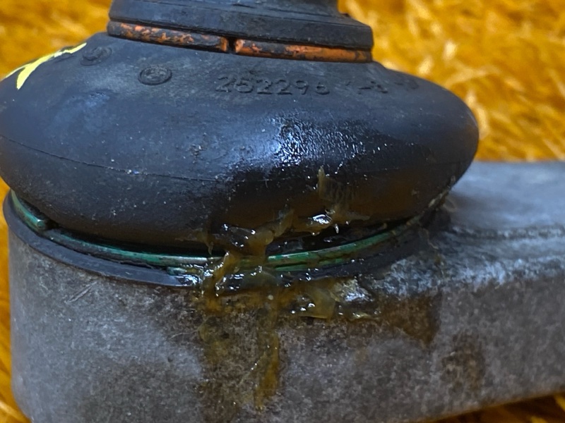 Рычаг подвески верхний, 1000 рублей, Красноярск