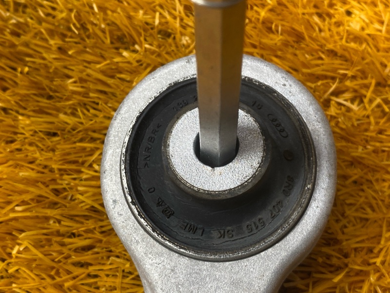 Рычаг подвески верхний, 1500 рублей, Красноярск